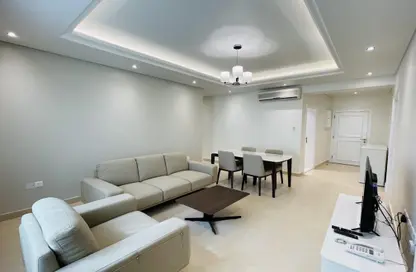 شقة - 3 غرف نوم - 2 حمامات للايجار في شارع الجزيره - فريج بن محمود الشمالي - فريج بن محمود - الدوحة