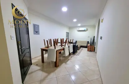 Apartment - 2 Bedrooms - 2 Bathrooms for rent in Al Muntazah Street - Al Muntazah - Doha