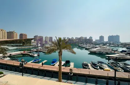 Townhouse - 2 Bedrooms - 3 Bathrooms for rent in Porto Arabia Townhouses - Porto Arabia - The Pearl Island - Doha