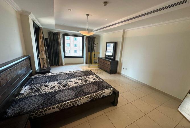 903717 - Property Image 2