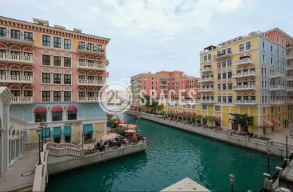 Apartment - 3 Bedrooms - 4 Bathrooms for rent in Carnaval - Qanat Quartier - The Pearl Island - Doha