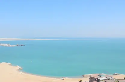 Apartment - 2 Bedrooms - 3 Bathrooms for rent in Tower 29 - Viva Bahriyah - The Pearl Island - Doha