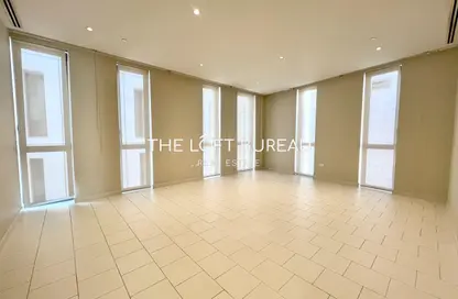 Apartment - 3 Bedrooms - 4 Bathrooms for rent in Wadi 2 - Wadi - Msheireb Downtown Doha - Doha