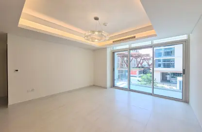 Apartment - 1 Bedroom - 2 Bathrooms for sale in Gewan Island - The Pearl Island - Doha