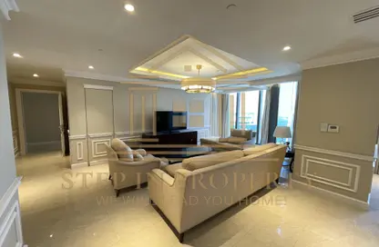 Apartment - 3 Bedrooms - 3 Bathrooms for rent in West Bay Tower - West Bay - West Bay - Doha