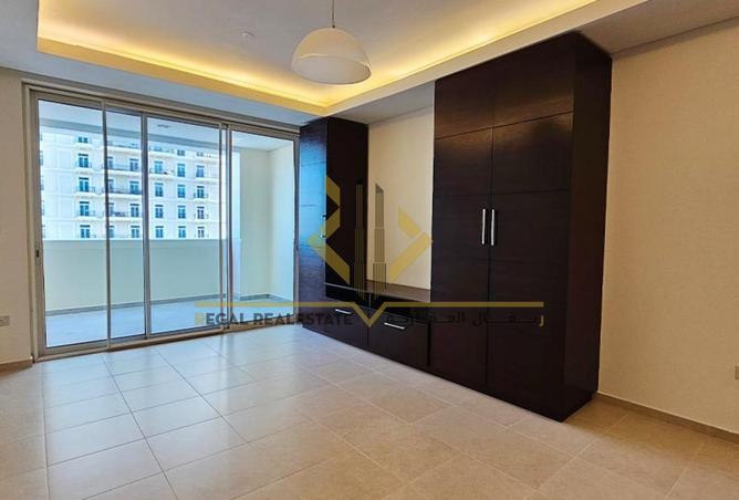 976819 - Property Main Image