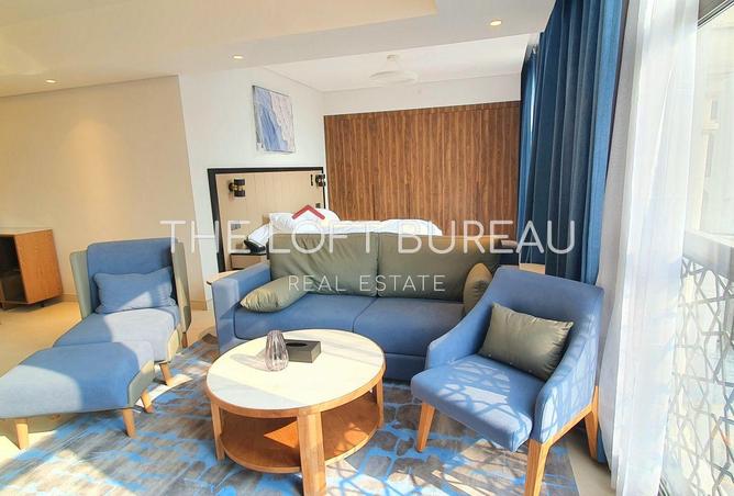 950369 - Property Image 2