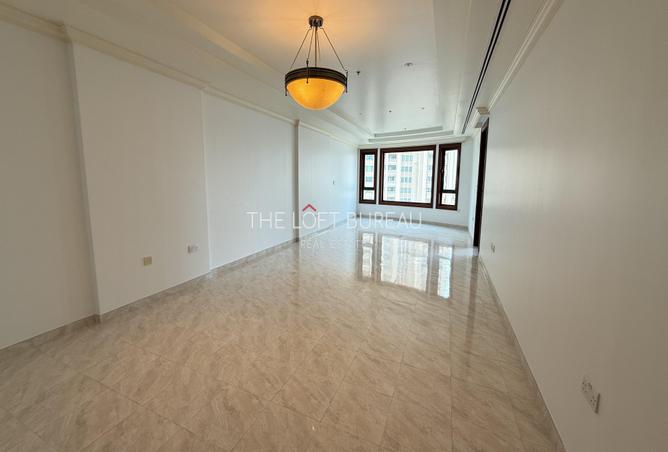 904423 - Property Image 2