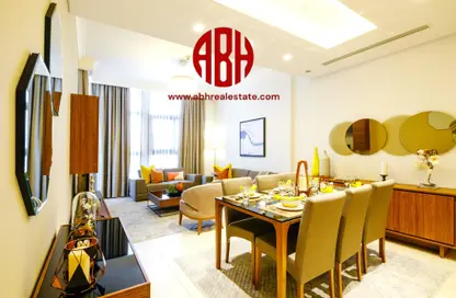 Living / Dining Room image for: Apartment - 2 Bedrooms - 4 Bathrooms for rent in Al Doha Plaza - Al Sadd - Al Sadd - Doha, Image 1