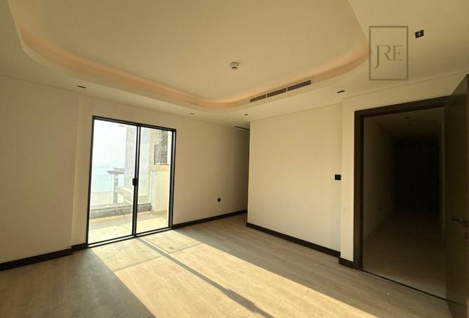 972213 - Property Image 2