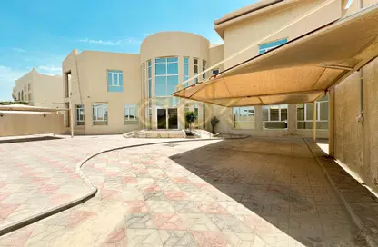 Villa - 6 Bedrooms for rent in Onaiza - Onaiza - Doha