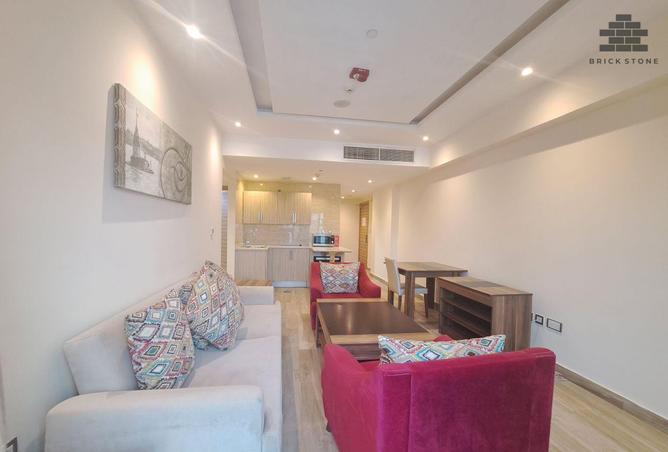 952110 - Property Image 2
