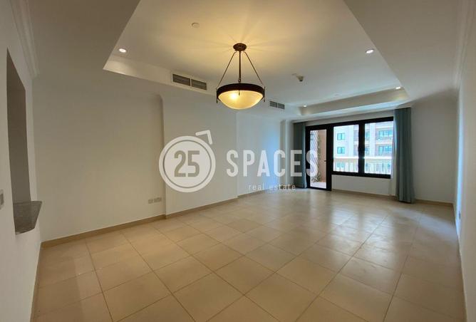 952912 - Property Image 2