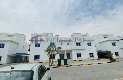 مجمع سكني - 4 غرف نوم - 6 حمامات للايجار في برج أسباير - الوعب - الوعب - الدوحة