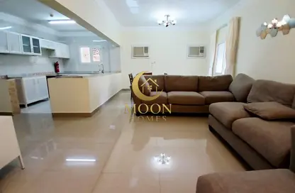 Apartment - 2 Bedrooms - 2 Bathrooms for rent in Al Mansoura - Al Mansoura - Doha