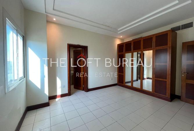 979681 - Property Image 2