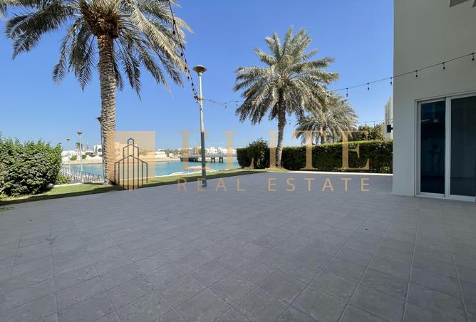 964623 - Property Image 2