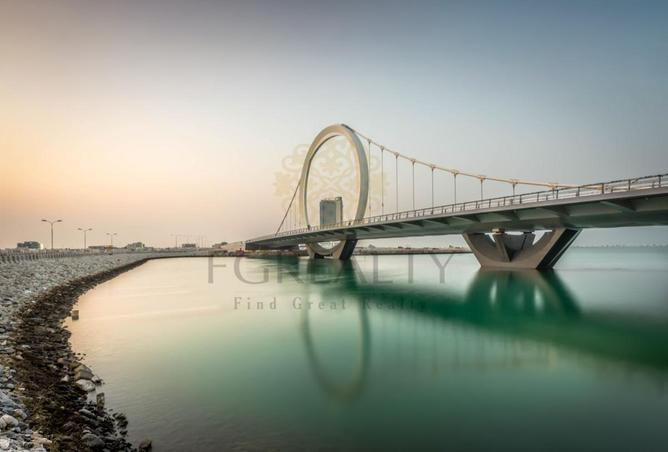 985187 - Property Image 3