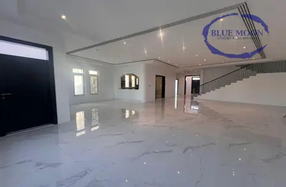 Villa - 5 Bedrooms - 5 Bathrooms for rent in West Bay Lagoon - West Bay Lagoon - Doha
