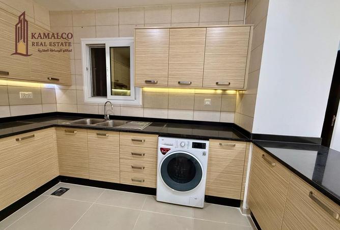 942702 - Property Image 3