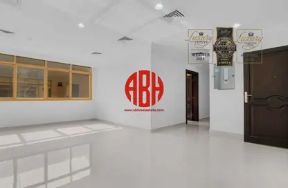 Apartment - 2 Bedrooms - 2 Bathrooms for rent in Al Sadd Road - Al Sadd - Doha