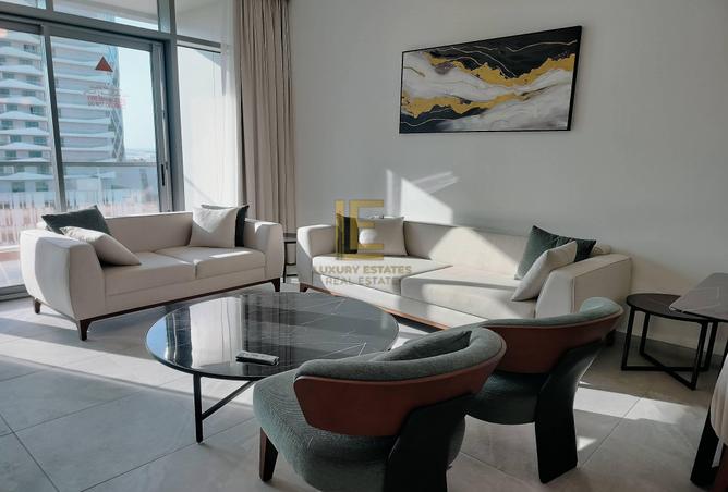 985827 - Property Image 3