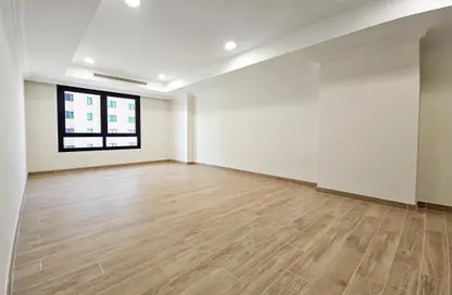 Apartment - 2 Bedrooms - 2 Bathrooms for rent in East Porto Drive - Porto Arabia - The Pearl Island - Doha