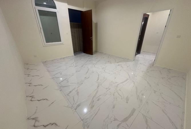 979804 - Property Image 3