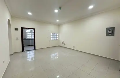Apartment - 2 Bedrooms - 2 Bathrooms for rent in Al Sadd Road - Al Sadd - Doha