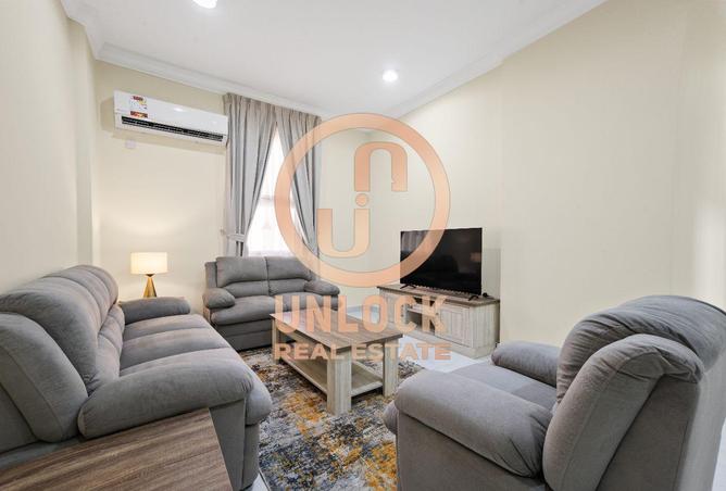 967837 - Property Image 3