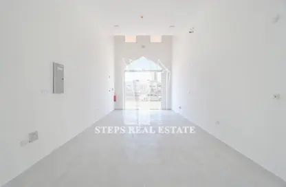 Empty Room image for: Shop - Studio for rent in Rawdat Al Khail - Rawdat Al Khail - Doha, Image 1