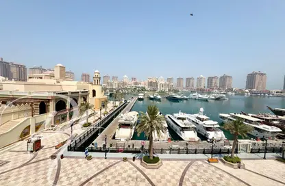 Apartment - 1 Bedroom - 2 Bathrooms for rent in Tower 6 - Porto Arabia - The Pearl Island - Doha