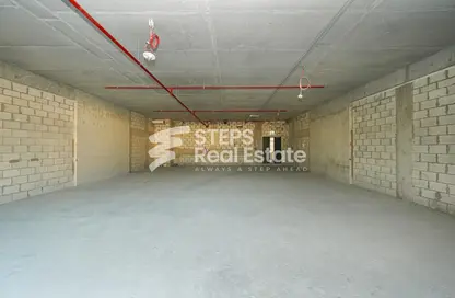 Office Space - Studio - 2 Bathrooms for rent in Jaidah Square - Grand Hamad - Doha