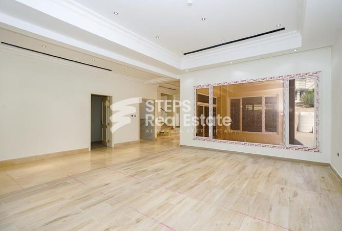933176 - Property Image 3