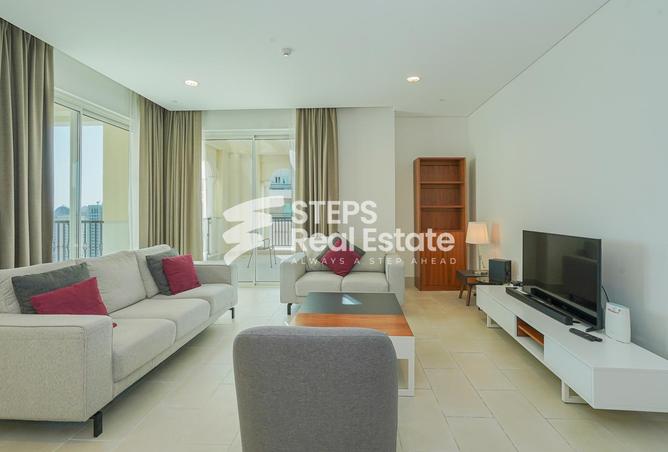 987092 - Property Image 2