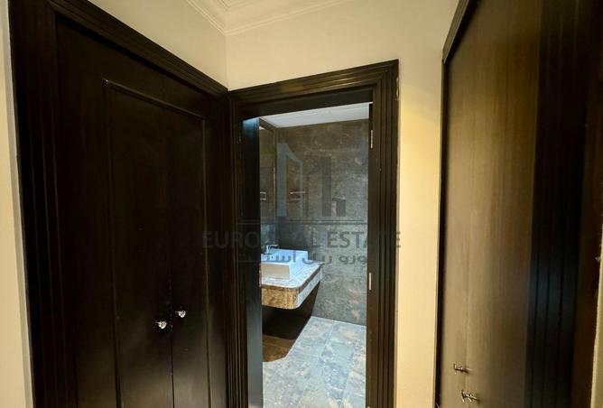 953352 - Property Image 3