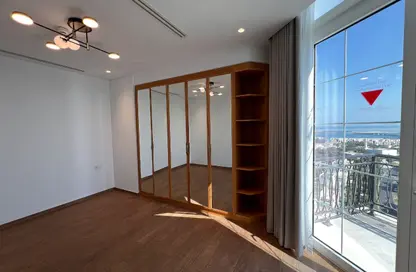 Apartment - 2 Bedrooms - 3 Bathrooms for rent in East Porto Drive - Porto Arabia - The Pearl Island - Doha