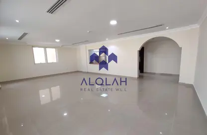 Apartment - 4 Bedrooms - 5 Bathrooms for rent in Old Airport Road - Old Airport Road - Doha