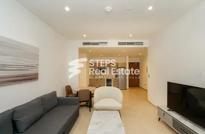 Living Room image for: Apartment - 1 Bedroom - 1 Bathroom for rent in Regency Business Center 2 - Regency Business Center 2 - Corniche Road - Doha, Image 1