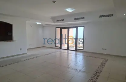 Apartment - 2 Bedrooms - 3 Bathrooms for rent in Jumanah Tower 29 - Porto Arabia - The Pearl Island - Doha