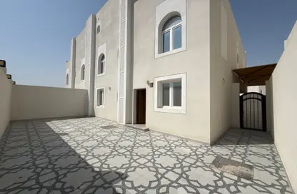 مجمع سكني - 5 غرف نوم - 6 حمامات للايجار في شارع الوعب - الوعب - الدوحة