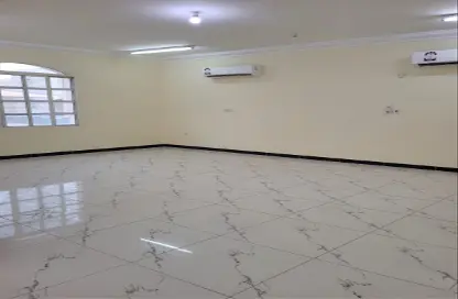 Compound - 5 Bedrooms - 4 Bathrooms for rent in Ain Khaled - Doha