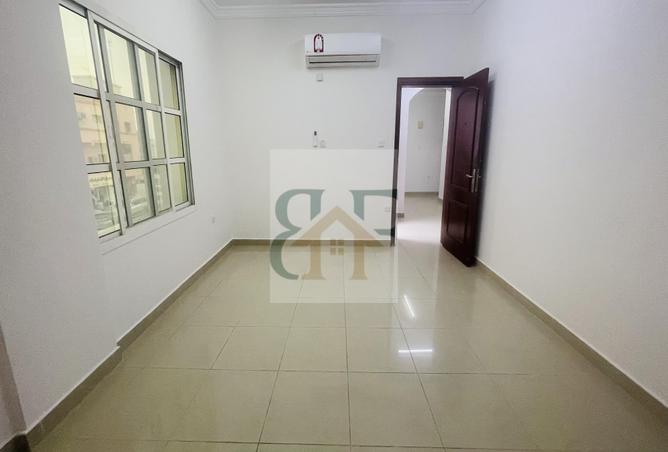 947409 - Property Main Image