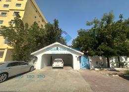 صورةمبنى خارجي لـ: فيلا - 4 غرف نوم - 2 حمامات للكراء في فريج بن محمود- جنوب - فريج بن محمود - الدوحة, صورة 1