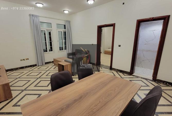 919812 - Property Image 2