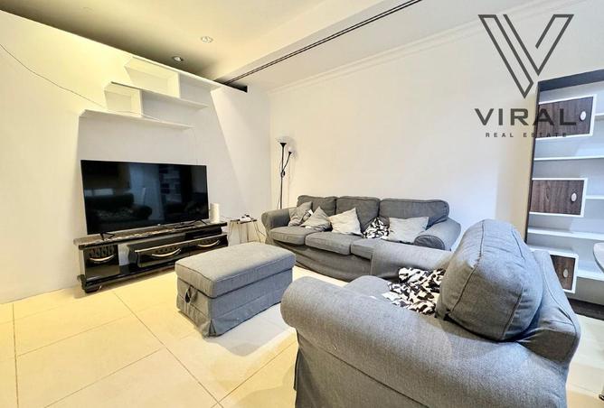927741 - Property Image 2