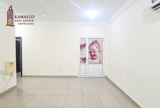 962244 - Property Image 2