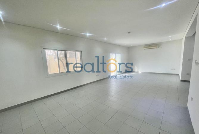 934961 - Property Image 3