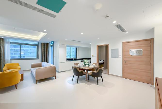 913301 - Property Image 3