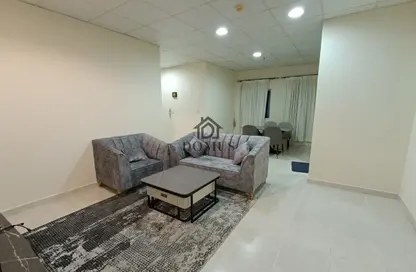 Apartment - 2 Bedrooms - 2 Bathrooms for rent in Al Zubair Bakkar Street - Al Sadd - Doha